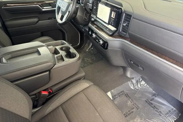 2022 GMC Sierra 1500 4WD Crew Cab Short Box SLE