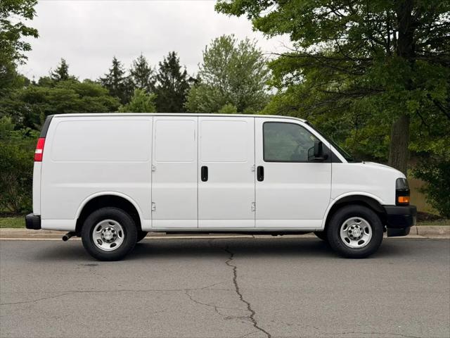 2021 Chevrolet Express Cargo Van RWD 2500 Regular Wheelbase WT