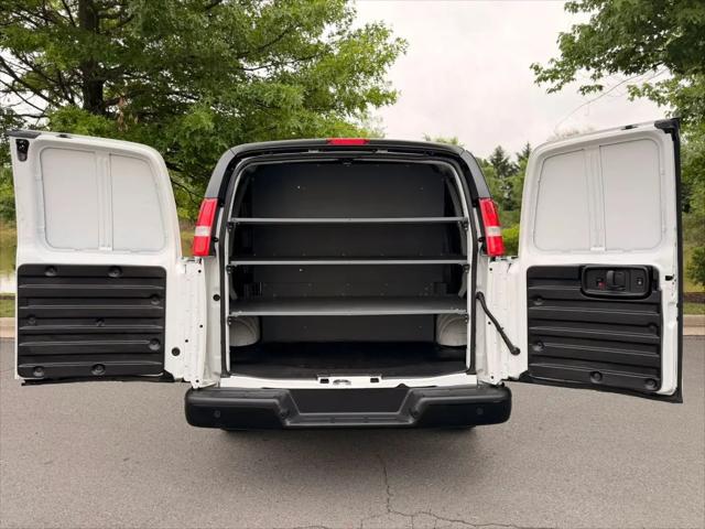 2021 Chevrolet Express Cargo Van RWD 2500 Regular Wheelbase WT