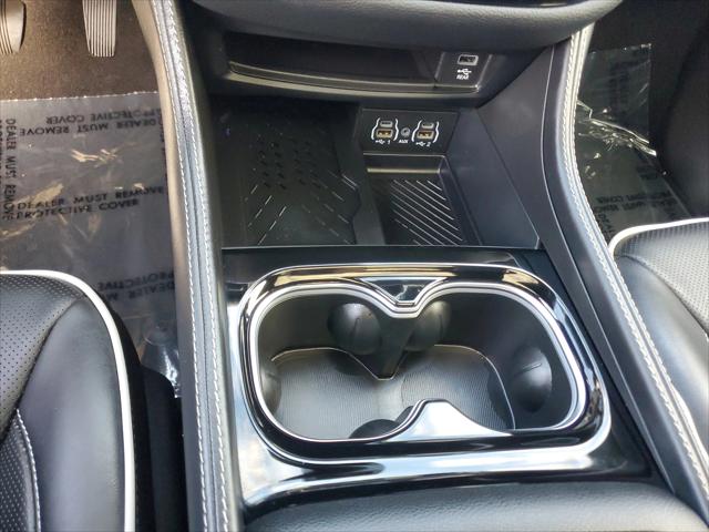 2025 Chrysler Pacifica Hybrid Premiuim S Appearance Package