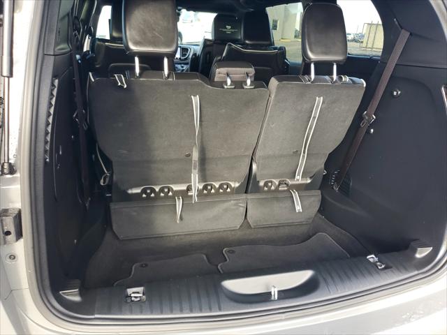 2025 Chrysler Pacifica Hybrid Premiuim S Appearance Package