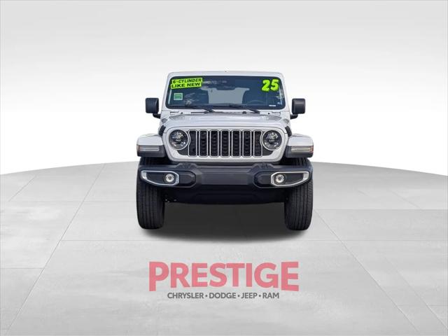 2025 Jeep Wrangler 4-Door Sahara 4x4