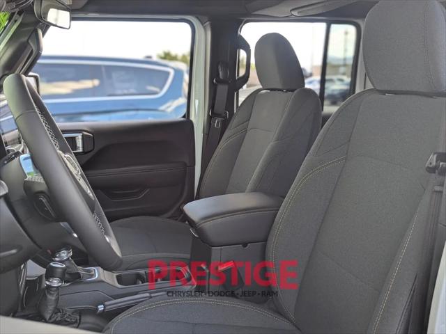 2025 Jeep Wrangler 4-Door Sahara 4x4