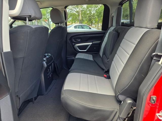 2021 Nissan Titan Crew Cab SV 4x2