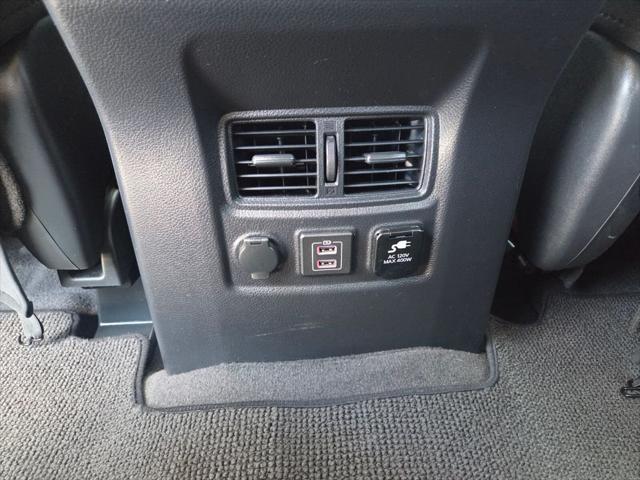 2021 Nissan Titan Crew Cab SV 4x2