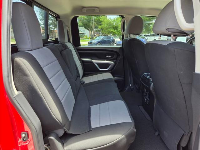 2021 Nissan Titan Crew Cab SV 4x2
