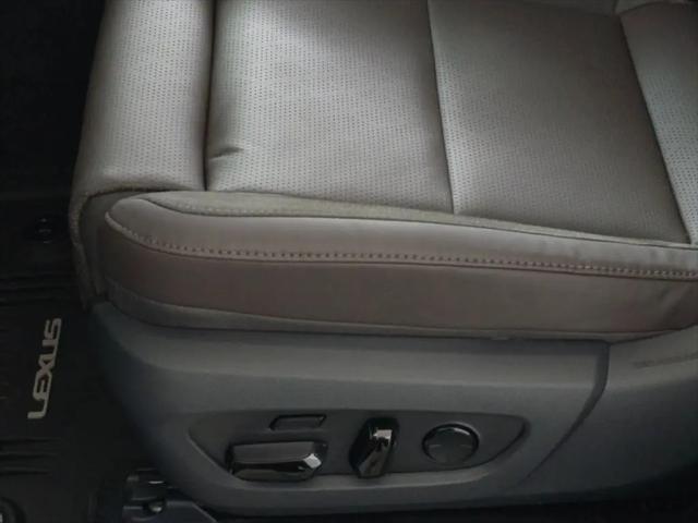 2026 Lexus RX 350 Luxury