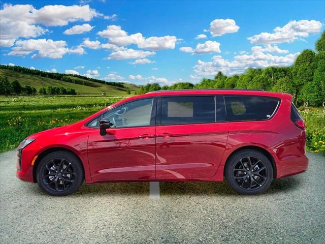 2027 Chrysler Pacifica Limited