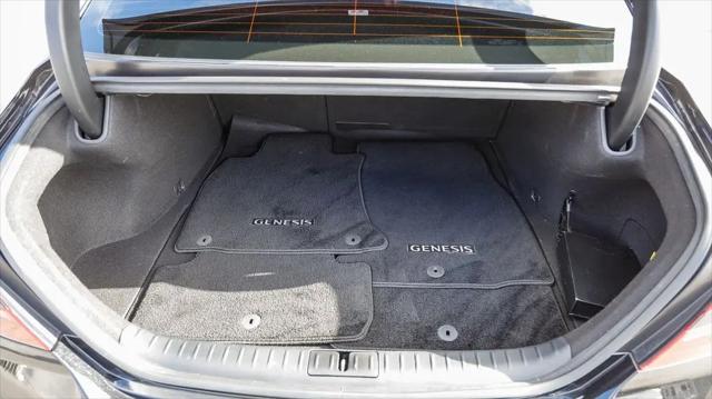 2023 Genesis G70 2.0T RWD