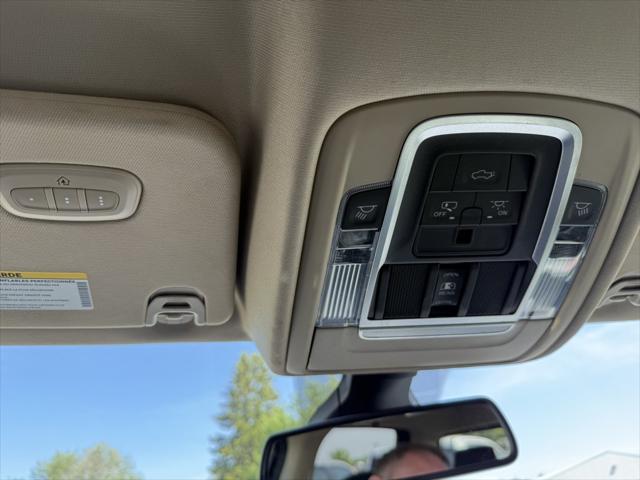 2020 Ram 1500 Laramie Crew Cab 4x4 5'7" Box