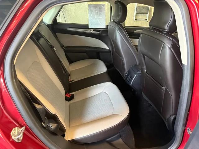 2019 Ford Fusion SE