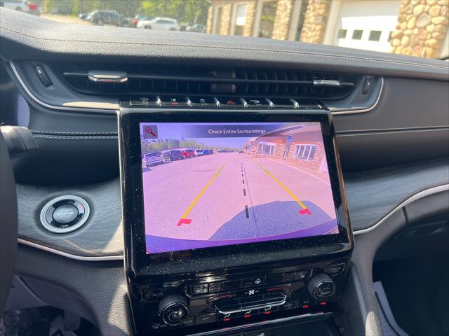 2025 Jeep Grand Cherokee Limited 4x4