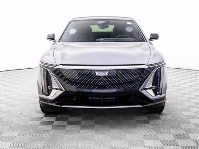 2025 Cadillac iQ Luxury 3 RWD
