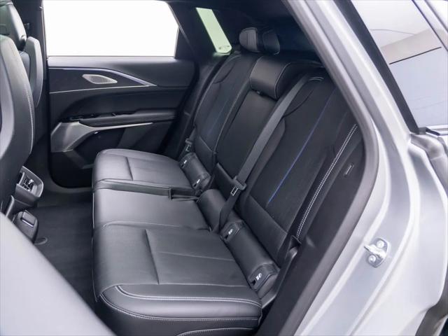 2025 Cadillac iQ Luxury 3 RWD