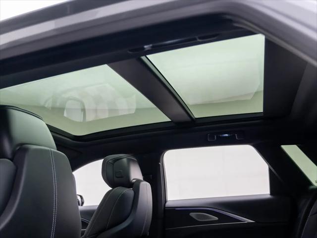 2025 Cadillac iQ Luxury 3 RWD