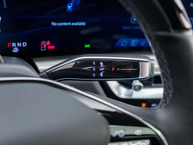 2025 Cadillac iQ Luxury 3 RWD