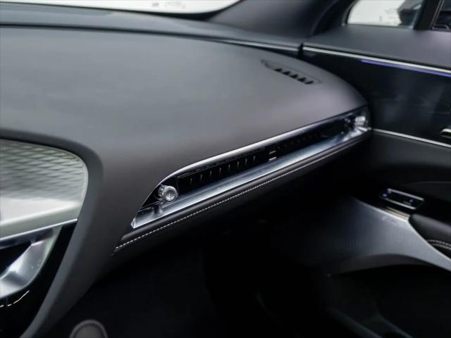 2025 Cadillac iQ Luxury 3 RWD