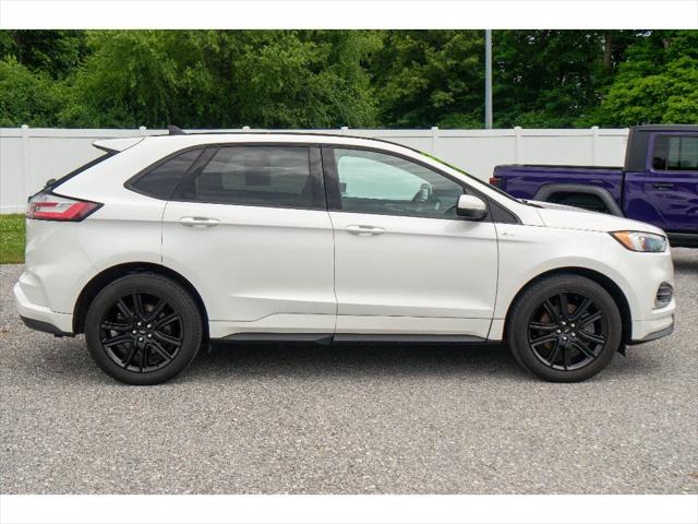 2022 Ford Edge ST-Line 2022 Ford Edge ST-Line