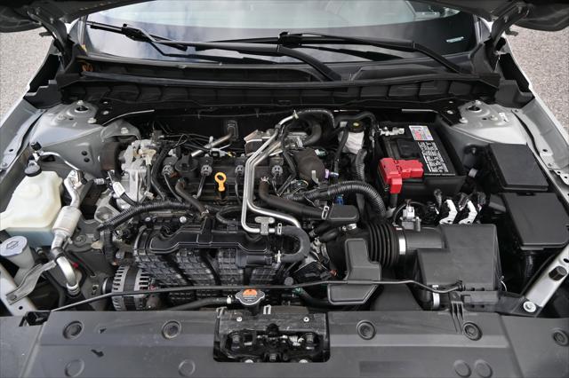 2022 Nissan Altima SR FWD