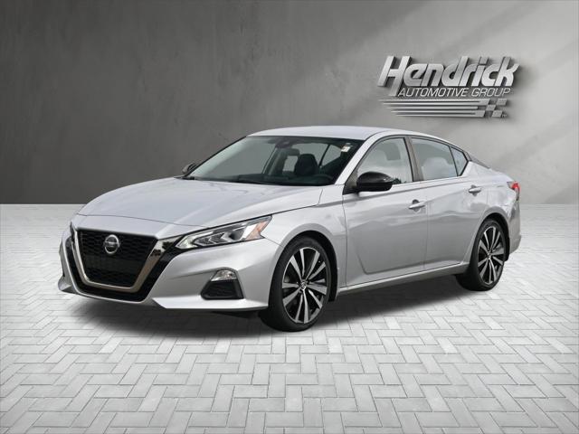 2022 Nissan Altima SR FWD