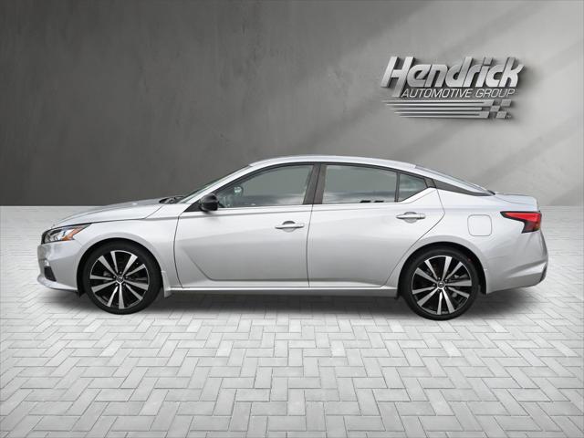 2022 Nissan Altima SR FWD