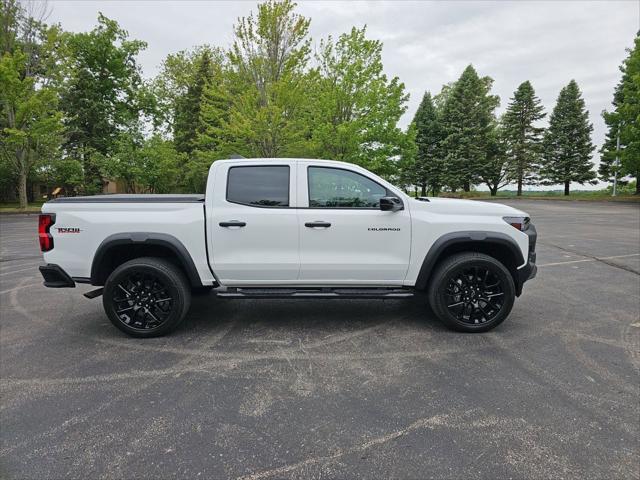2023 Chevrolet Colorado 4WD Crew Cab Short Box Trail Boss