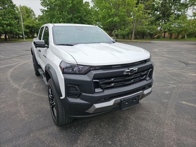 2023 Chevrolet Colorado 4WD Crew Cab Short Box Trail Boss