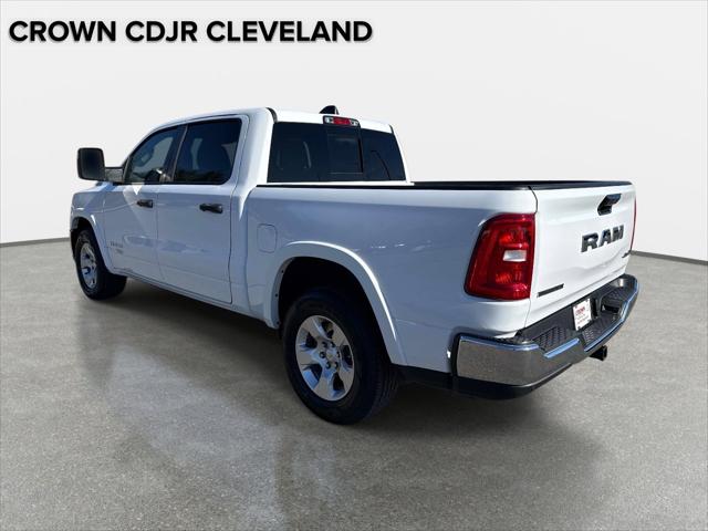 2025 Ram 1500 Big Horn Crew Cab 4x4 5'7" Box