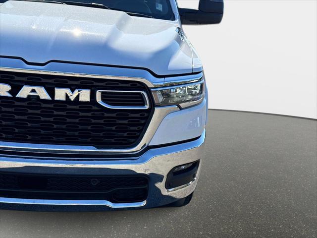 2025 Ram 1500 Big Horn Crew Cab 4x4 5'7" Box