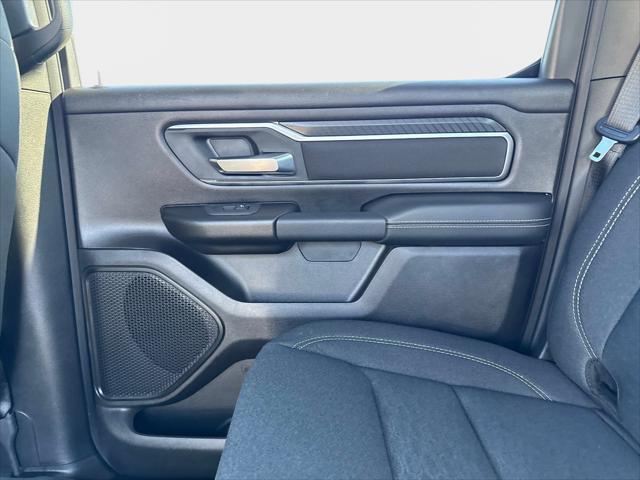 2025 Ram 1500 Big Horn Crew Cab 4x4 5'7" Box