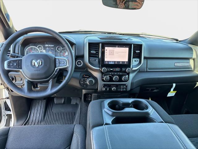 2025 Ram 1500 Big Horn Crew Cab 4x4 5'7" Box