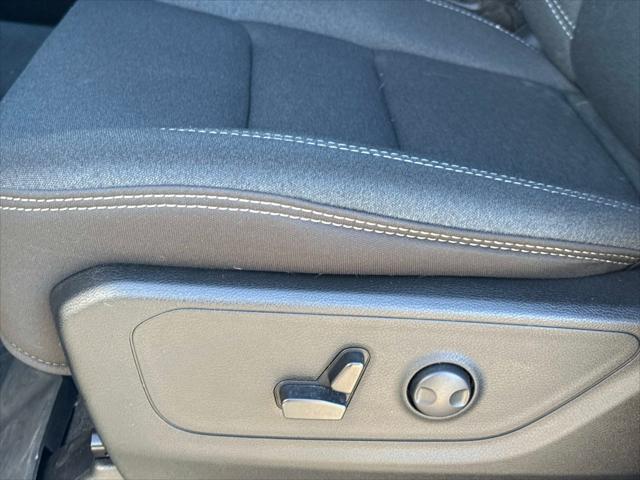2025 Ram 1500 Big Horn Crew Cab 4x4 5'7" Box