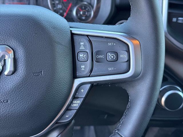 2025 Ram 1500 Big Horn Crew Cab 4x4 5'7" Box