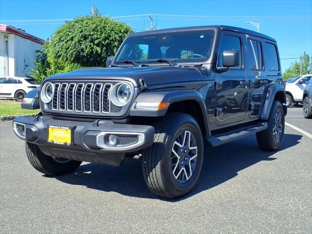 2025 Jeep Wrangler 4-Door Sahara 4x4