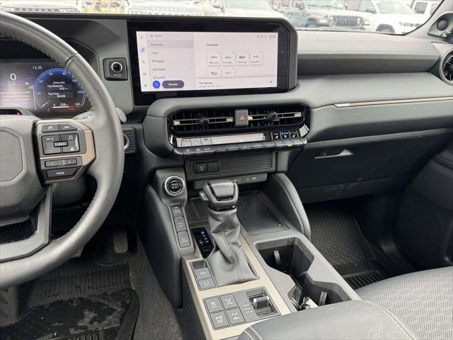 2024 Toyota Land Cruiser Base 2024 Toyota Land Cruiser Base