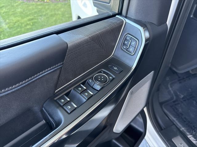 2025 Ford F-350 Platinum