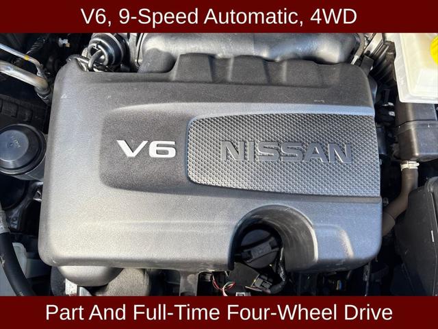 2023 Nissan Pathfinder SL 4WD