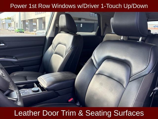 2023 Nissan Pathfinder SL 4WD