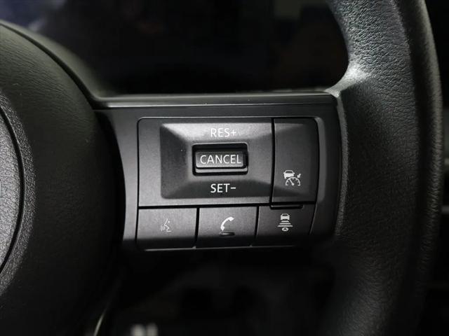 2025 Nissan Kicks SV FWD