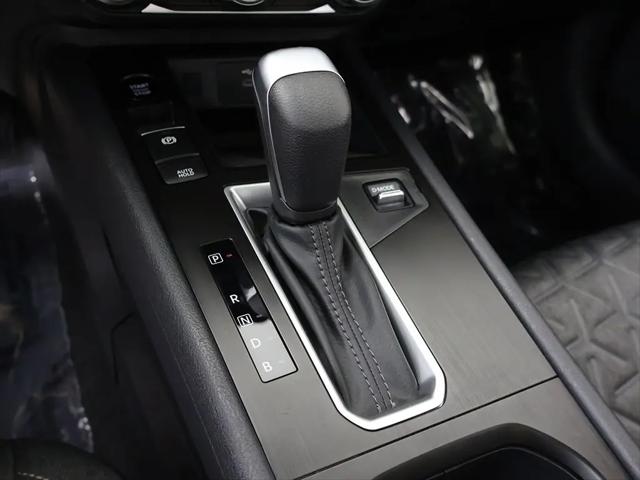 2025 Nissan Kicks SV FWD