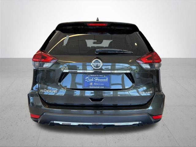2017 Nissan Rogue SL