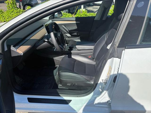 2022 Tesla Model 3 Long Range Dual Motor All-Wheel Drive