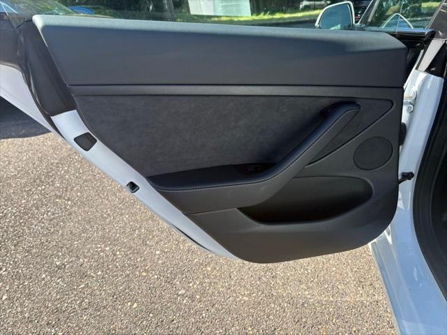 2022 Tesla Model 3 Long Range Dual Motor All-Wheel Drive