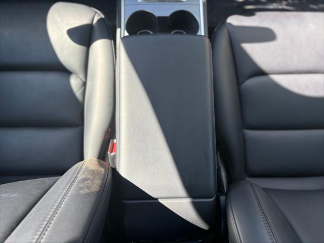 2022 Tesla Model 3 Long Range Dual Motor All-Wheel Drive