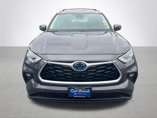 2022 Toyota Highlander Hybrid XLE