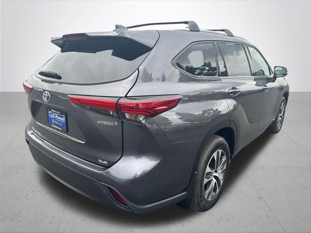 2022 Toyota Highlander Hybrid XLE