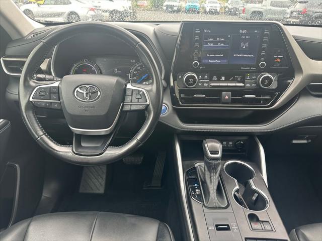 2022 Toyota Highlander Hybrid XLE