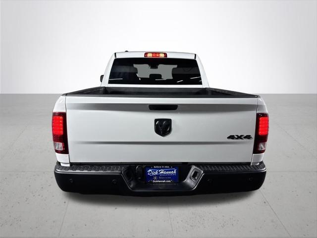 2023 Ram 1500 Classic Warlock Quad Cab 4x4 6'4" Box