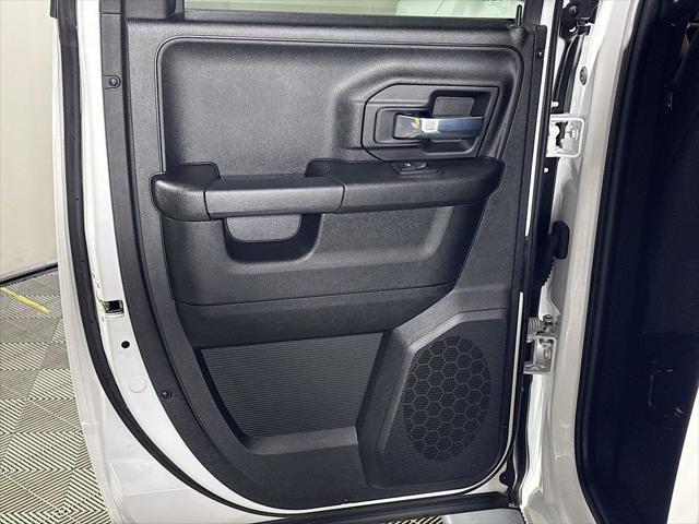 2023 Ram 1500 Classic Warlock Quad Cab 4x4 6'4" Box