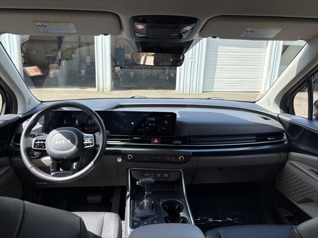 2025 Kia Carnival MPV LXS